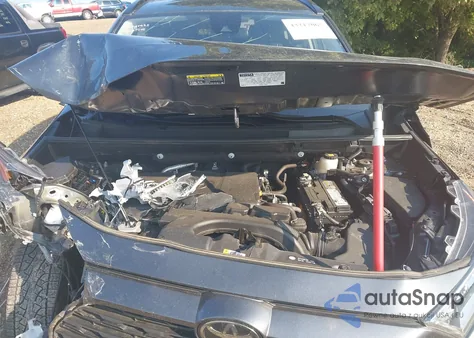 2021 Toyota Rav4 Xle из США, поврежденный, VIN 2T3W1RFV2MC104054